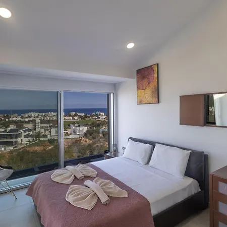 Kypriana Sea Views Walk To & Strip Sleeps 8 Pool * Protaras